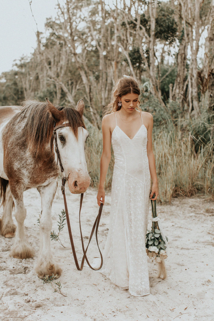 The most dreamiest boho  wedding  dresses  you just have to see 