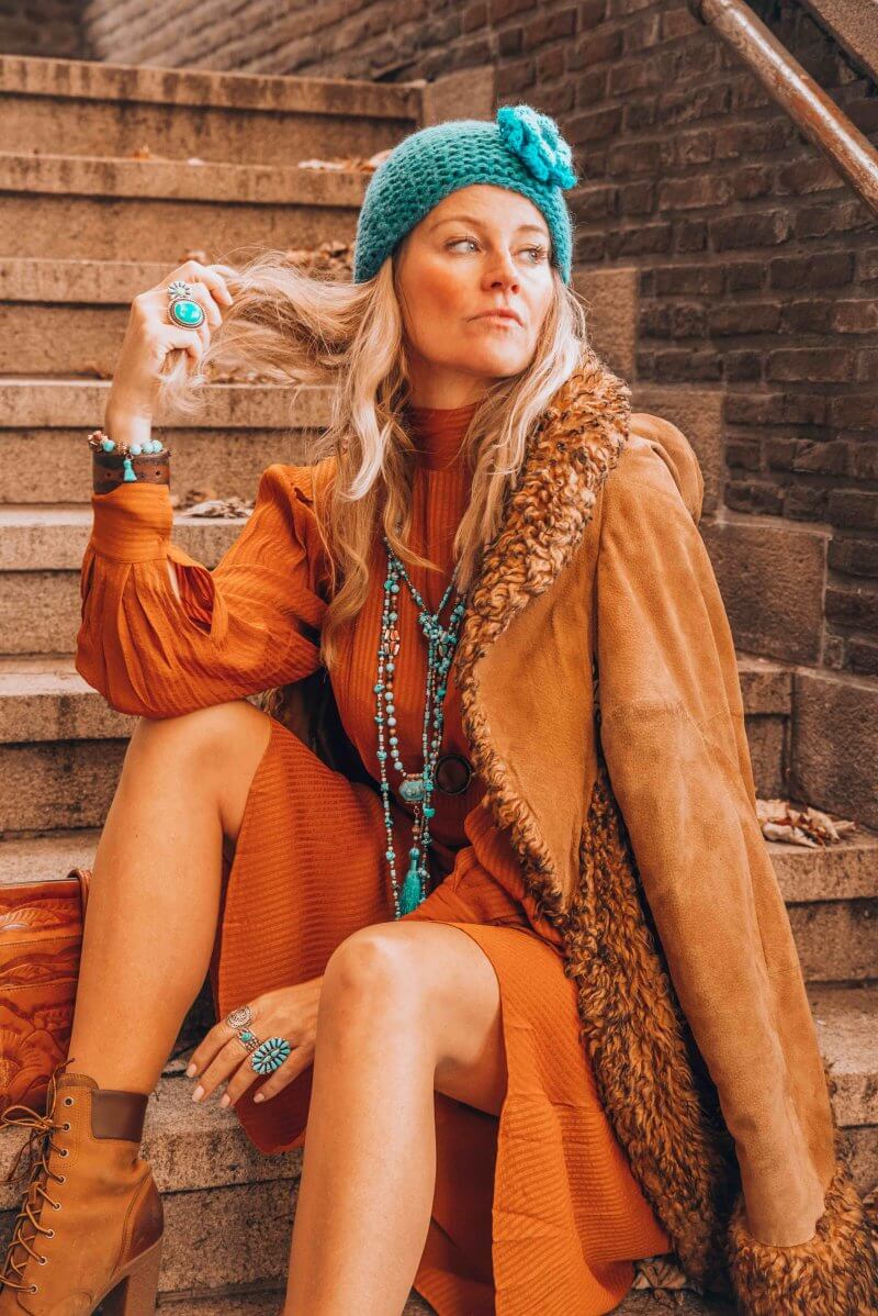 A little boho chic dress and some orange to create the perfect Autumn look