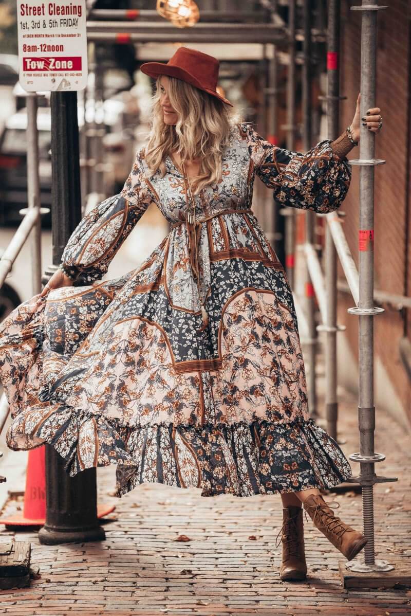 The ultimate boho chic autumn style with this fab maxi dress by Outdazl.