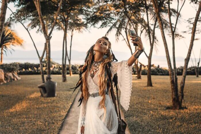 Best Bohemian Clothing Brands: Top 7 Stores Most Recommended By Experts -  Study Finds
